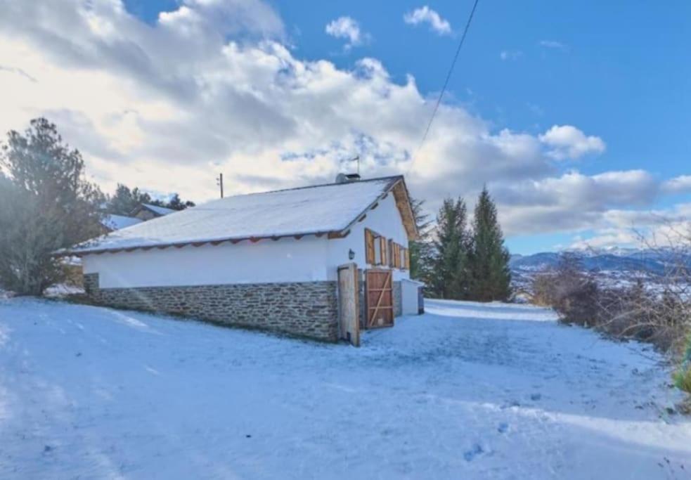 Casa L'Avet. El Vilar D'Urtx Escardacs ภายนอก รูปภาพ